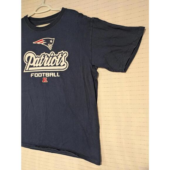 New England Patriots Football T-Shirt Mens Large - Picture 3 of 10